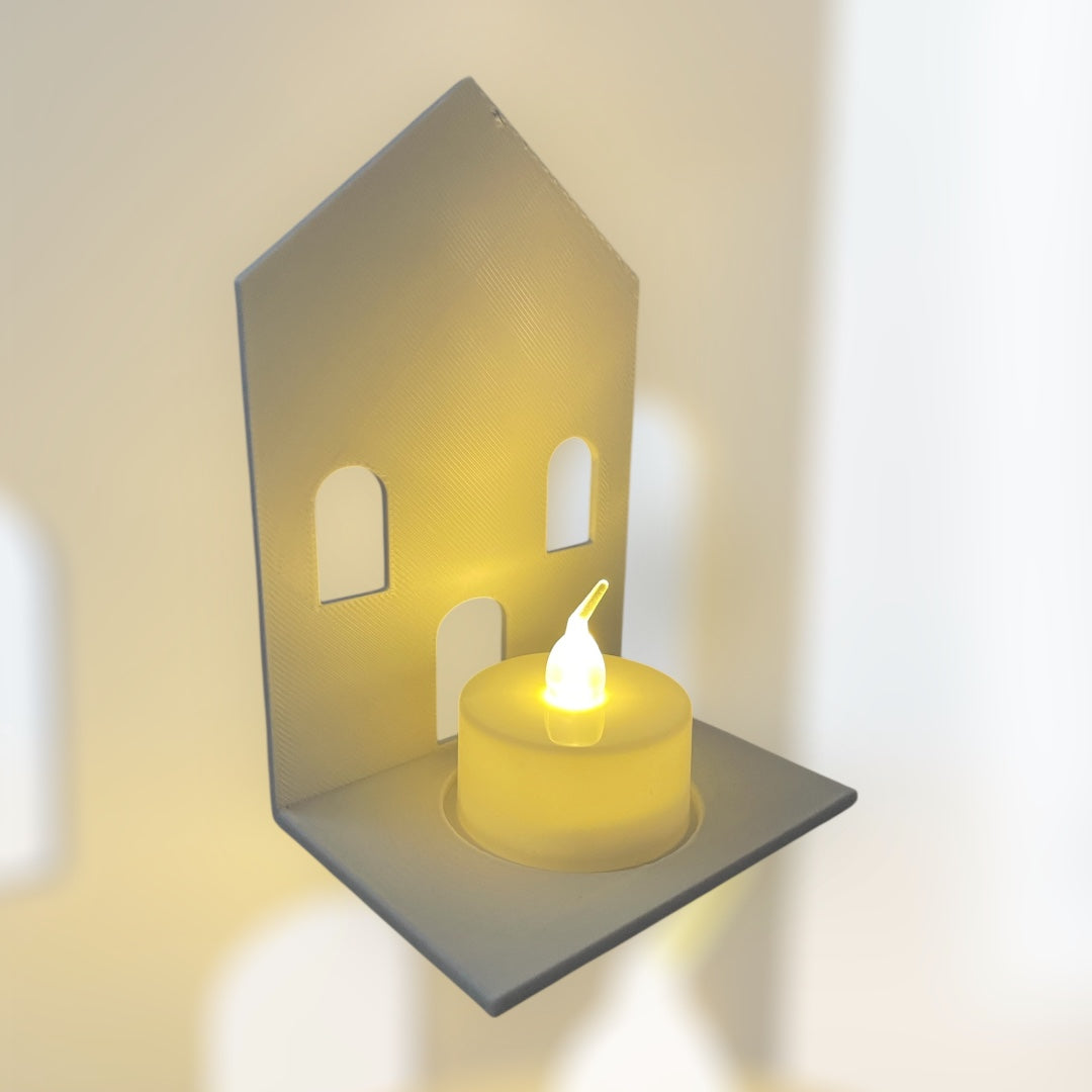 Weihnachts-Häuschen mit Hammer und Schlägel